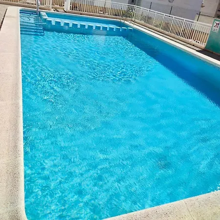 With Pool And Air Conditioning Apartment *