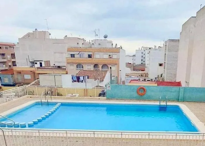 Lägenhet With Pool And Air Conditioning Torrevieja